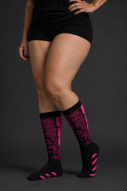 MEDIA DE COMPRESIÓN NEGRO ESTAMPADO FUCSIA 20-30mmhg